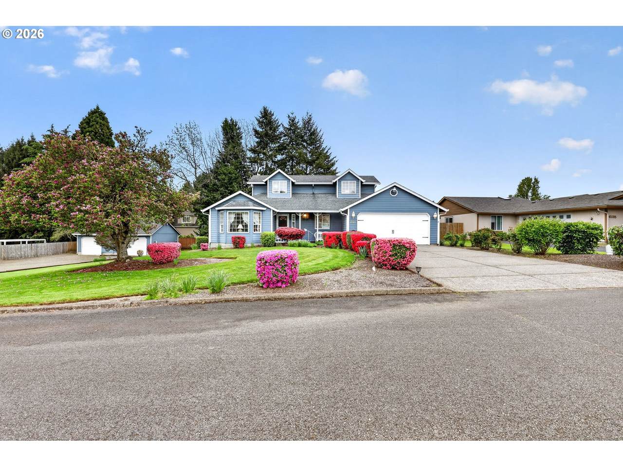 6203 82ND Ave - Photo 1