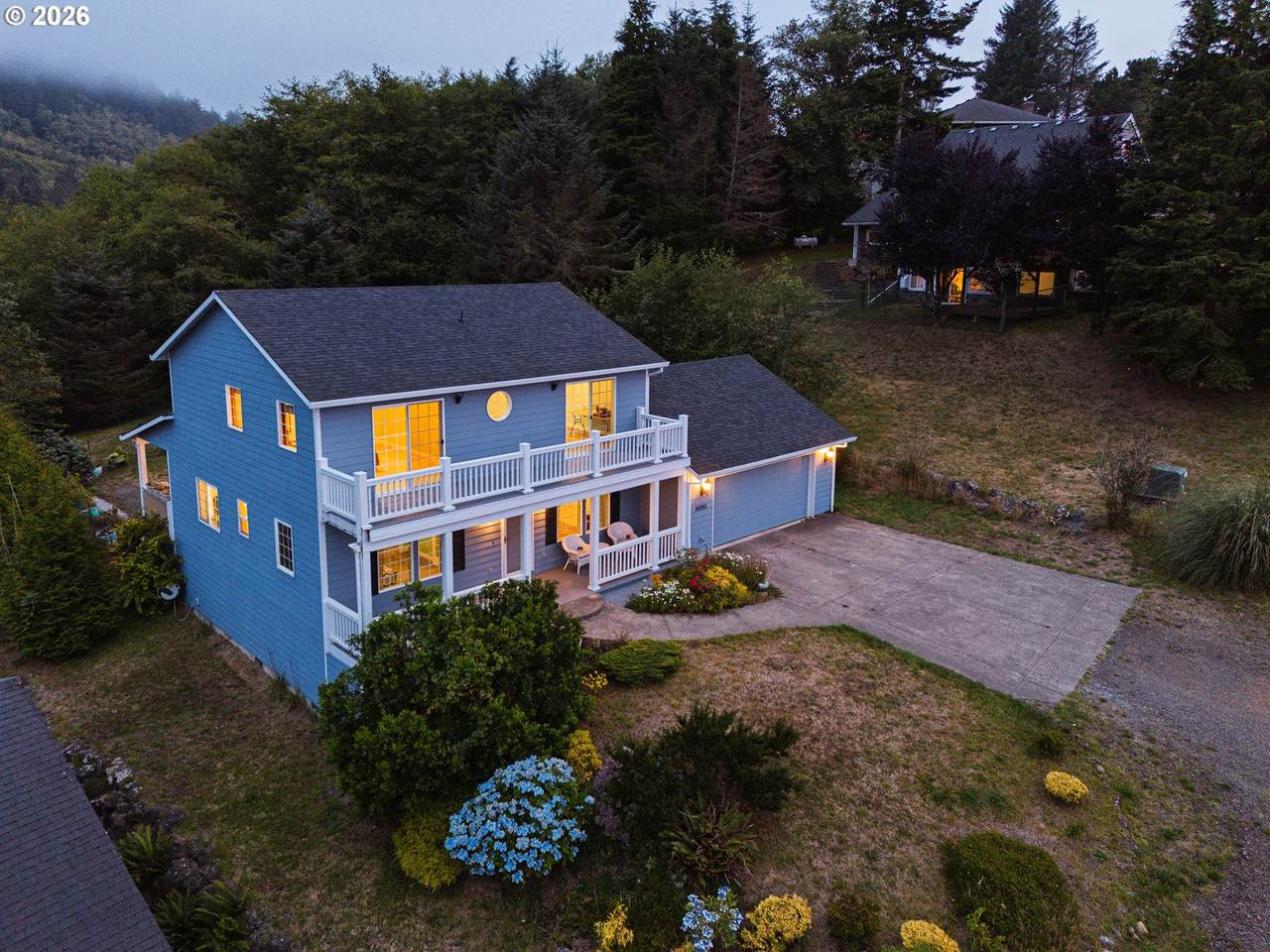 46995 Beach Crest Dr - Photo 1