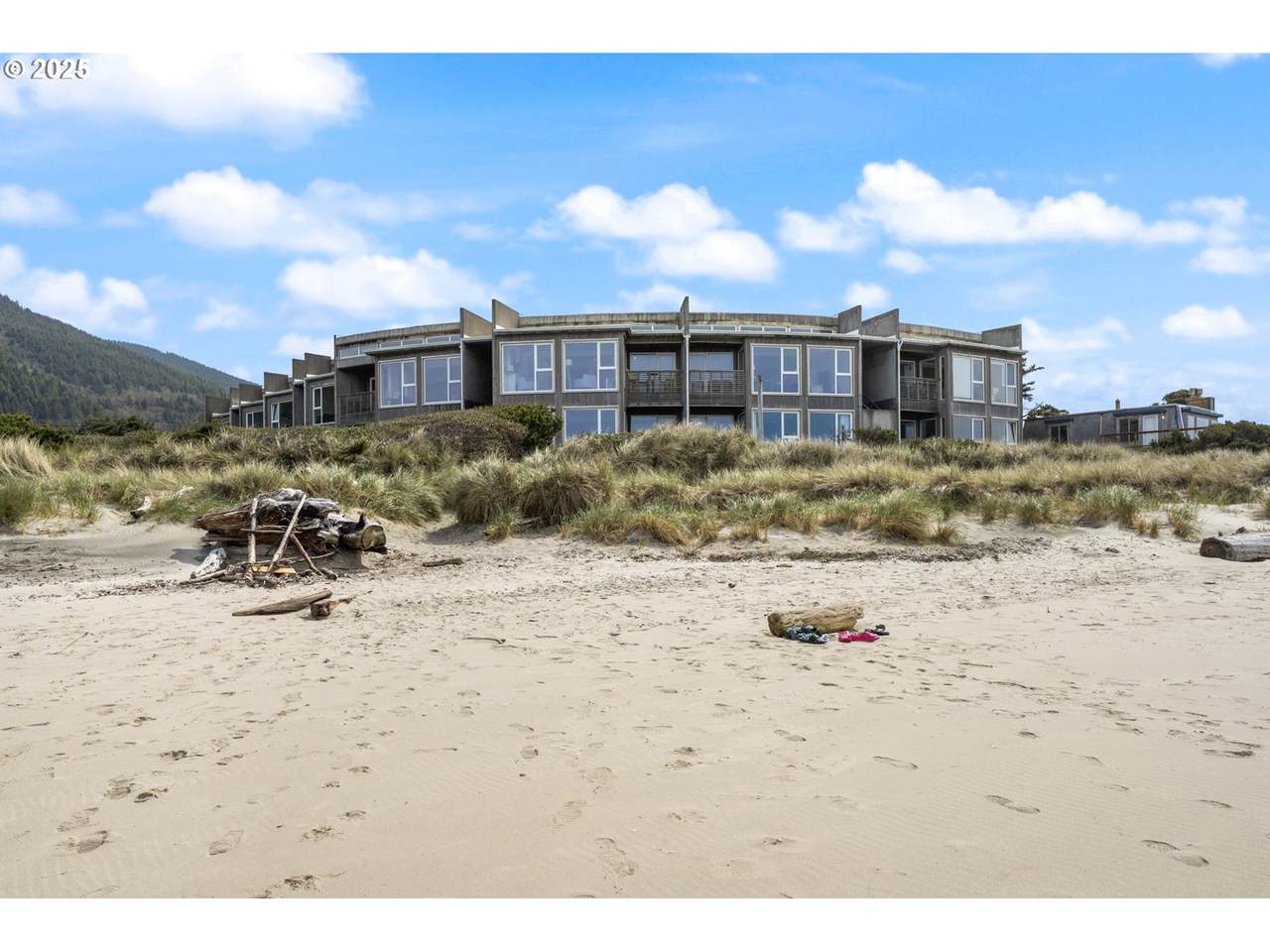 105 23RD Ave - Photo 1