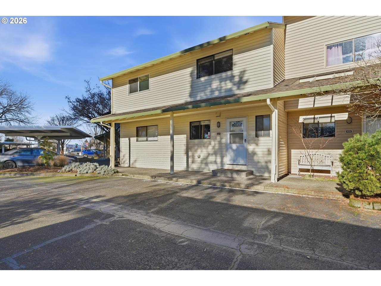 627 Hayden Bay Dr - Photo 1