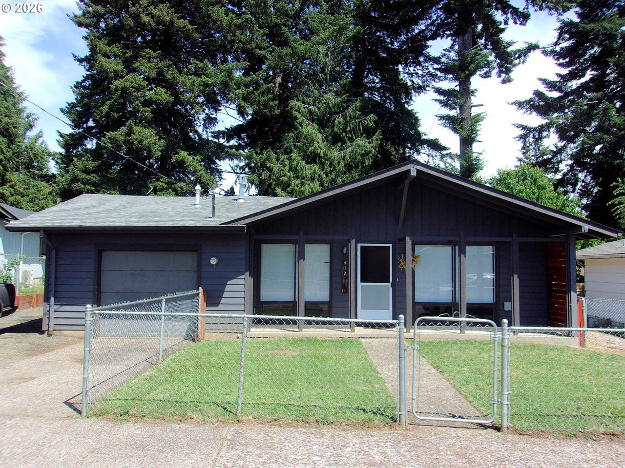 412 Fir St - Photo 1