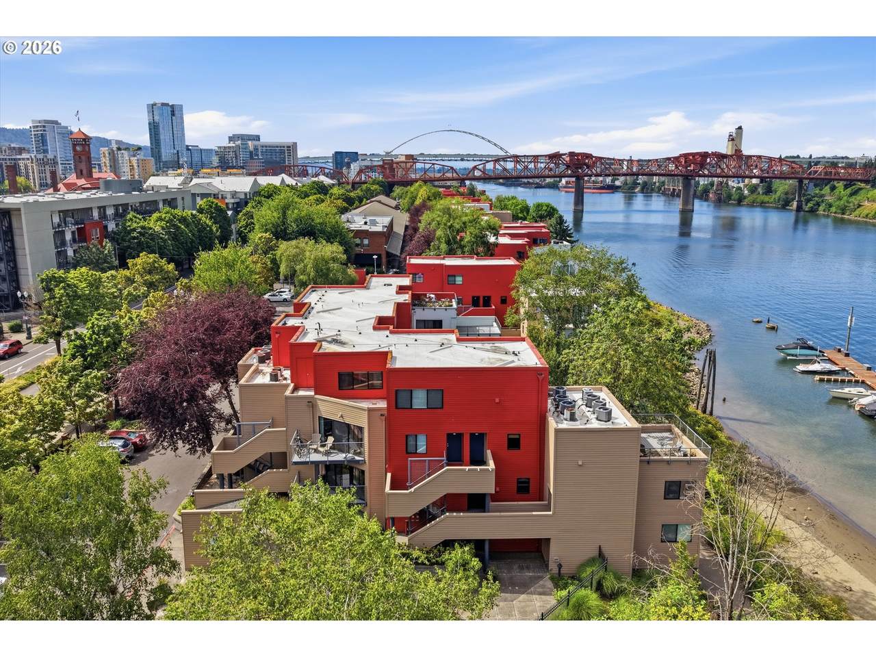 https://bt-photos.global.ssl.fastly.net/portland/1280_boomver_1_327487949-2.jpg