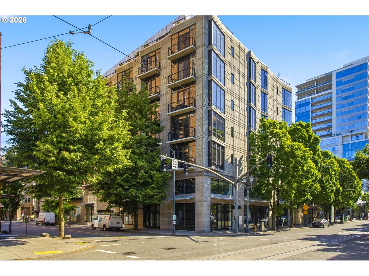 https://bt-photos.global.ssl.fastly.net/portland/1280_boomver_1_327898123-2.jpg