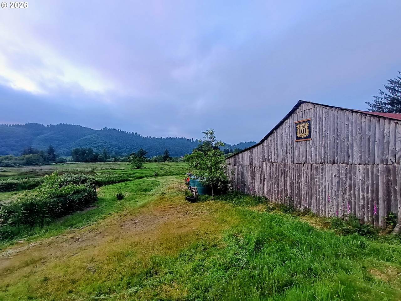 31450 Highway 101 - Photo 1