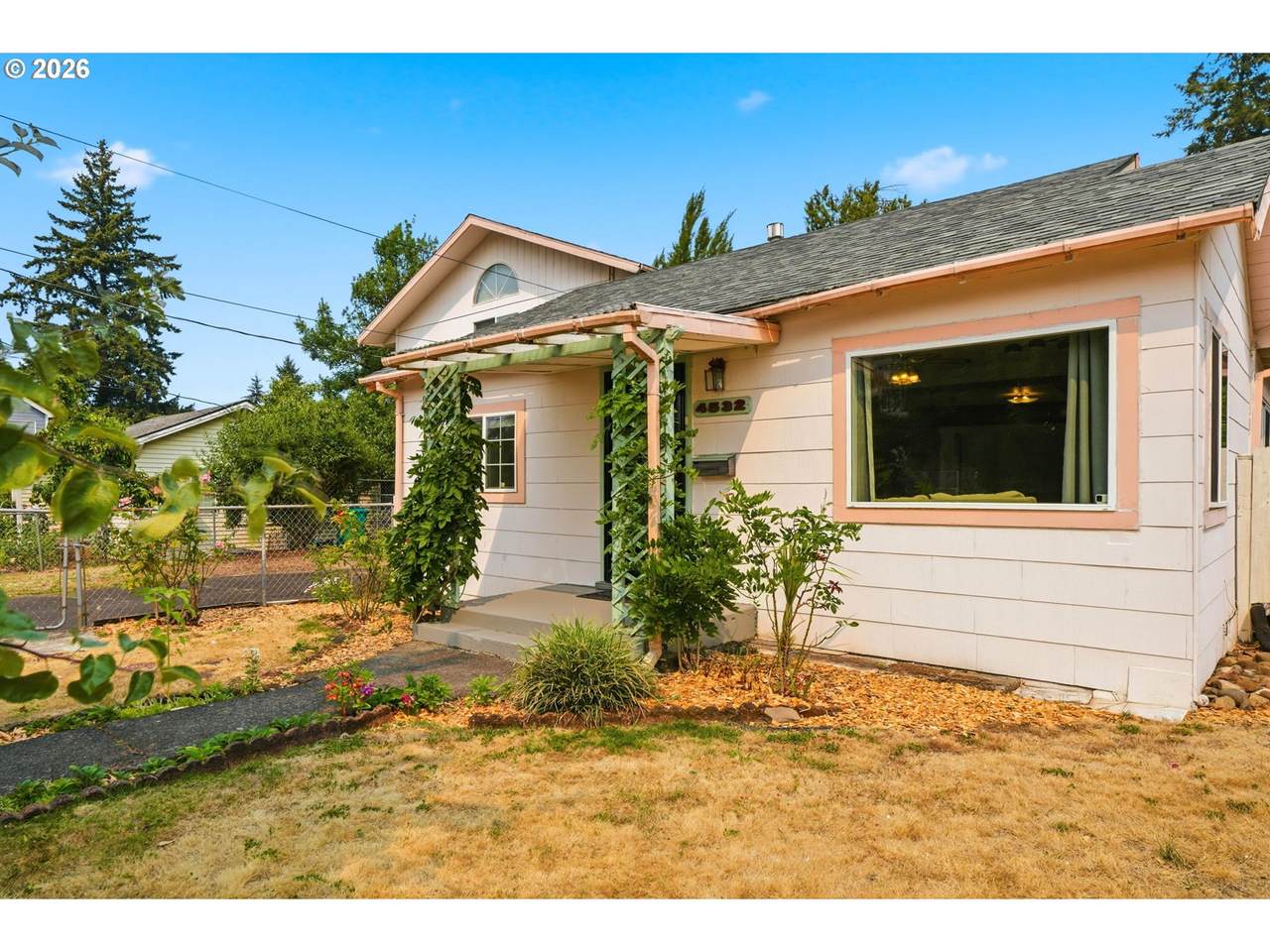 https://bt-photos.global.ssl.fastly.net/portland/1280_boomver_1_328126534-2.jpg
