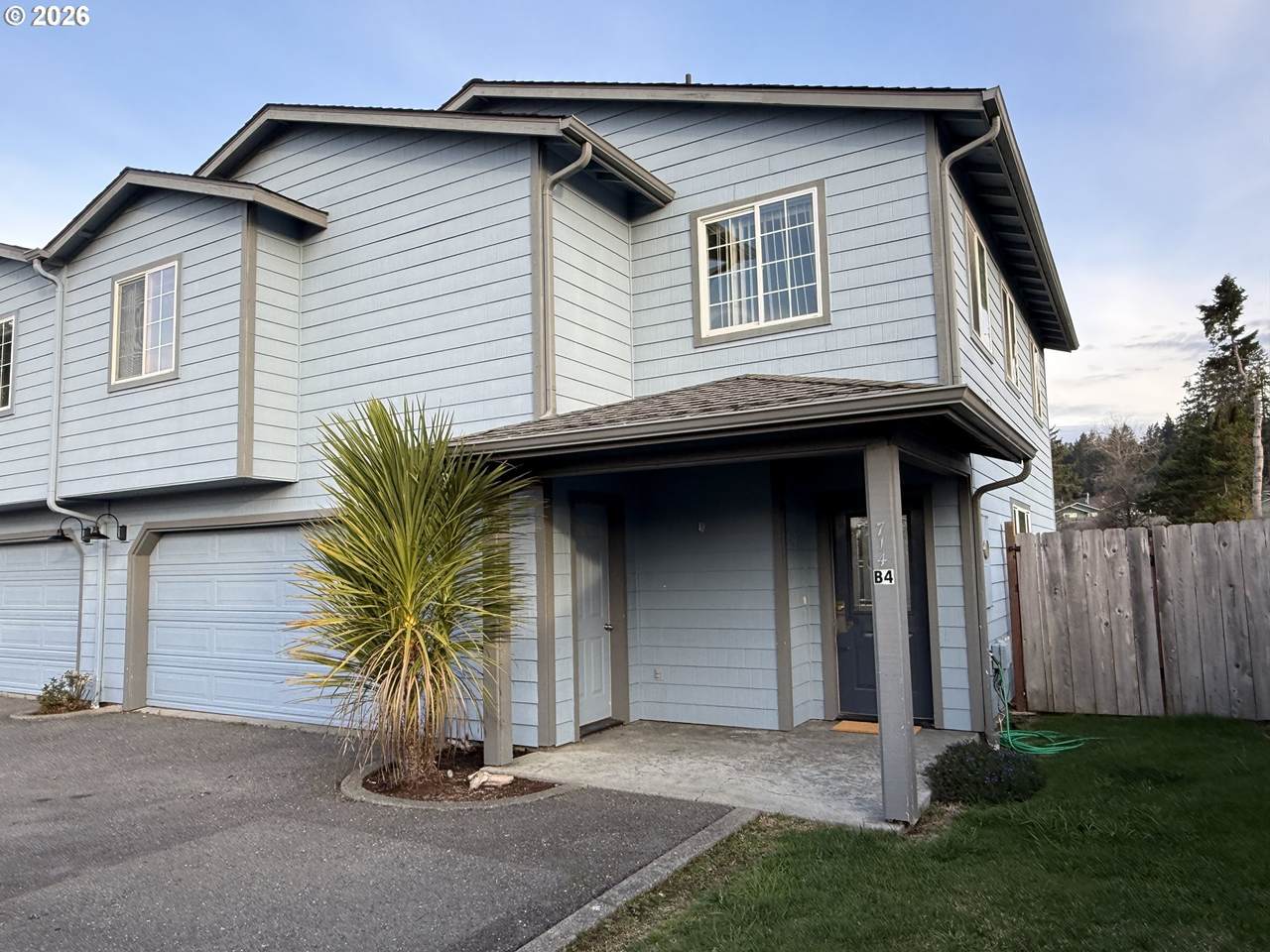 714 Pioneer Rd - Photo 1