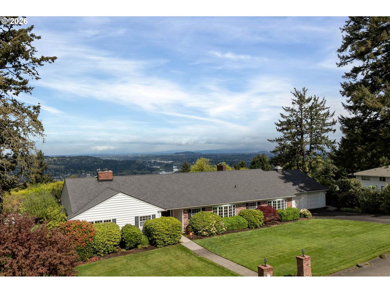 https://bt-photos.global.ssl.fastly.net/portland/1280_boomver_1_332820181-2.jpg