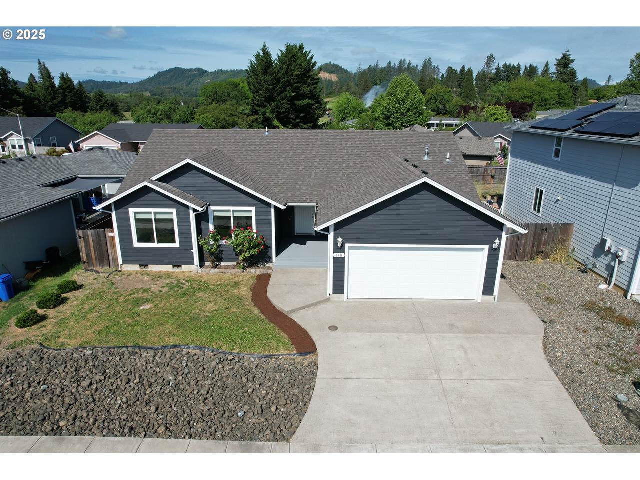 140 Teresa Ln - Photo 1