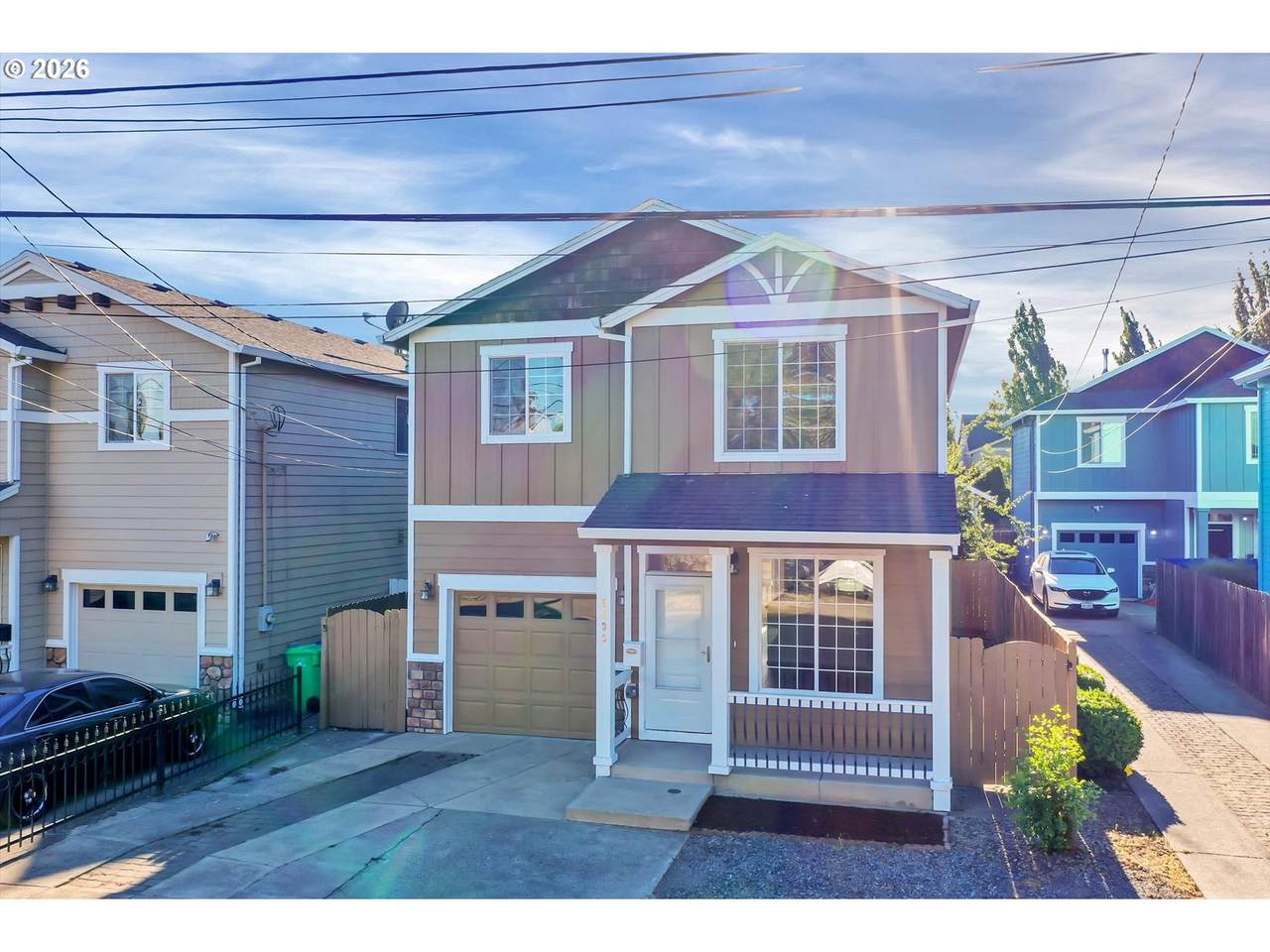 5533 89TH Ave - Photo 1
