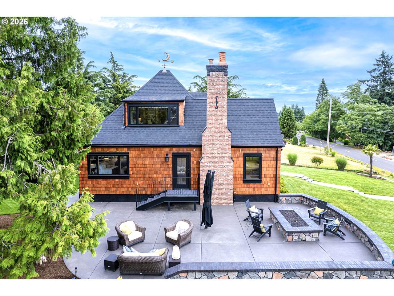 https://bt-photos.global.ssl.fastly.net/portland/1280_boomver_1_333352856-2.jpg