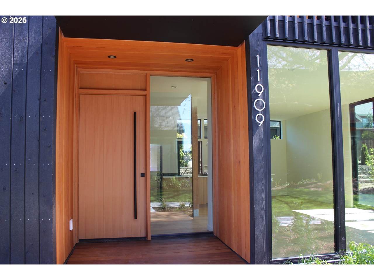 https://bt-photos.global.ssl.fastly.net/portland/1280_boomver_1_336524076-2.jpg