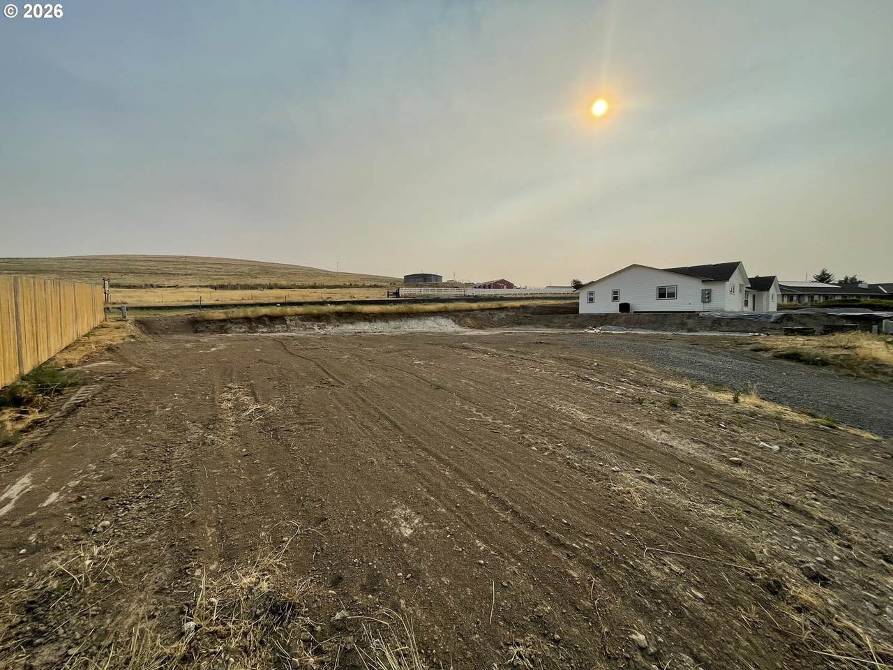 400 Frank Gilliam Dr - Photo 1