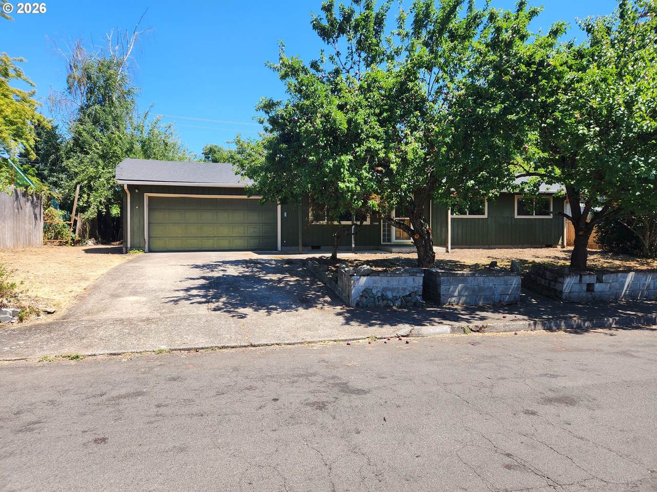2155 Berwin Ln - Photo 1
