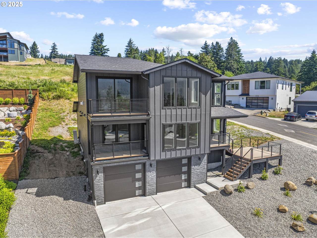 https://bt-photos.global.ssl.fastly.net/portland/1280_boomver_2_338297119-2.jpg