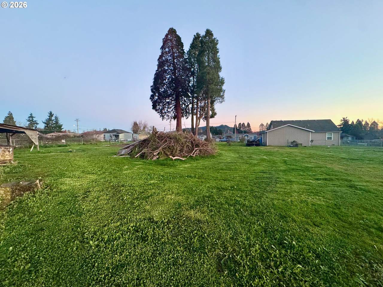 https://bt-photos.global.ssl.fastly.net/portland/1280_boomver_1_338652920-2.jpg