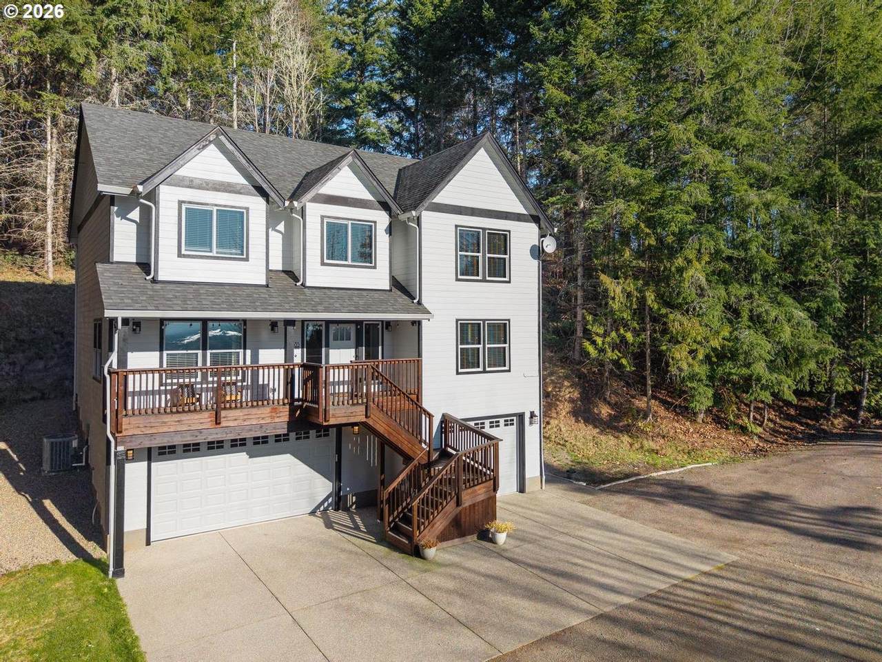 335 Hillsdale Dr - Photo 1