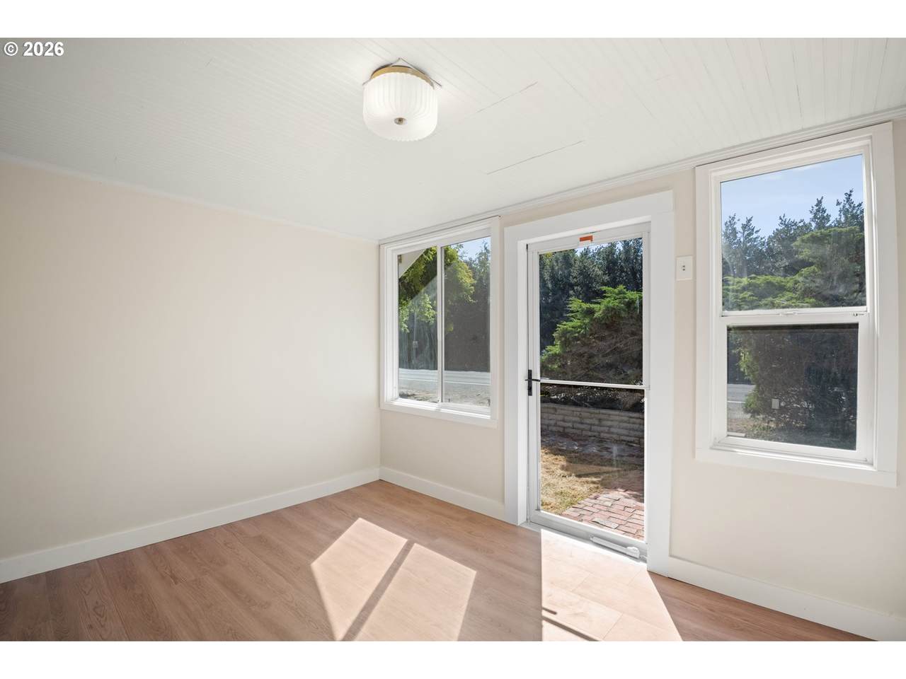 https://bt-photos.global.ssl.fastly.net/portland/1280_boomver_1_341080646-2.jpg
