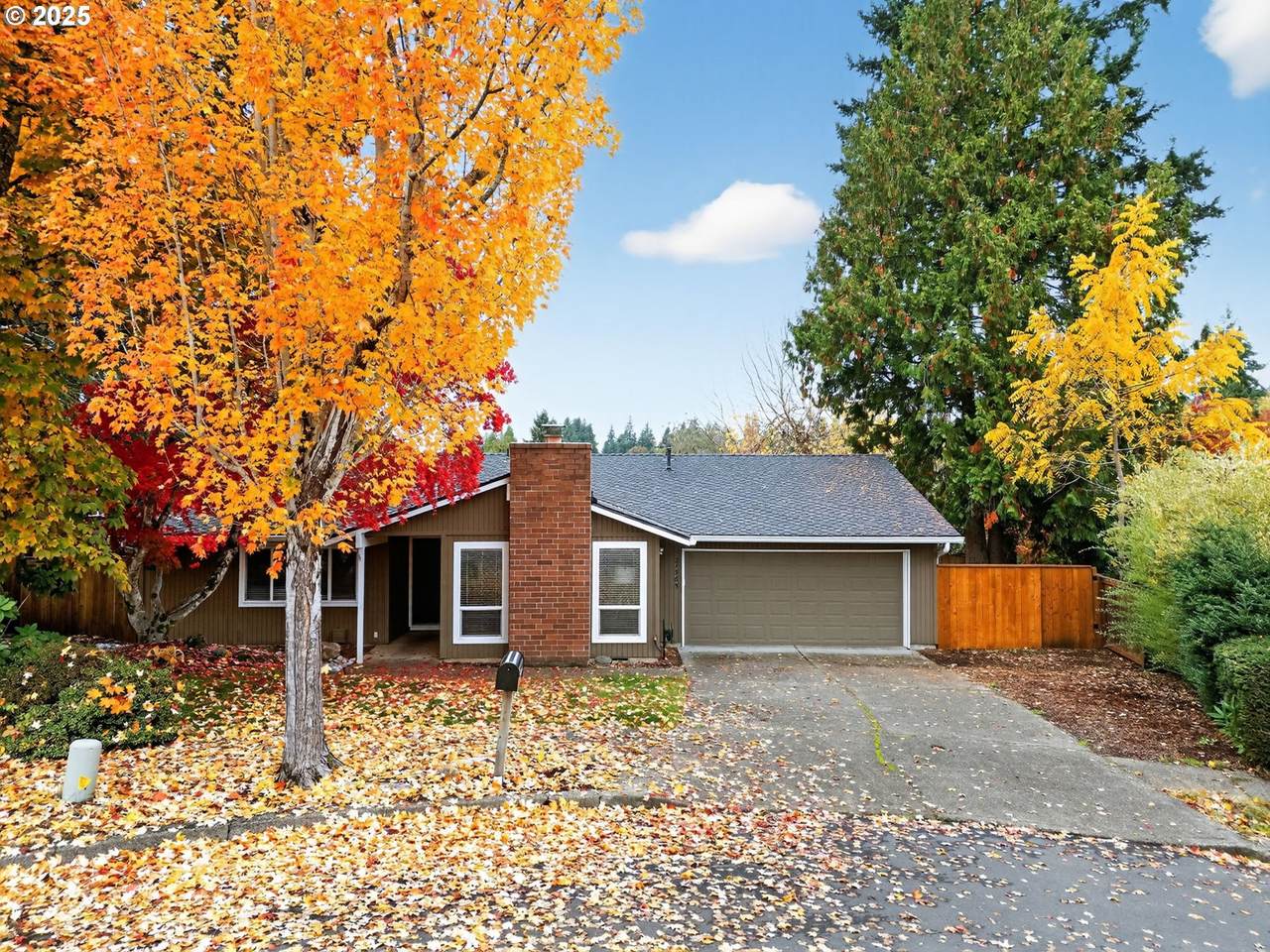 21565 Alsea Ct - Photo 1