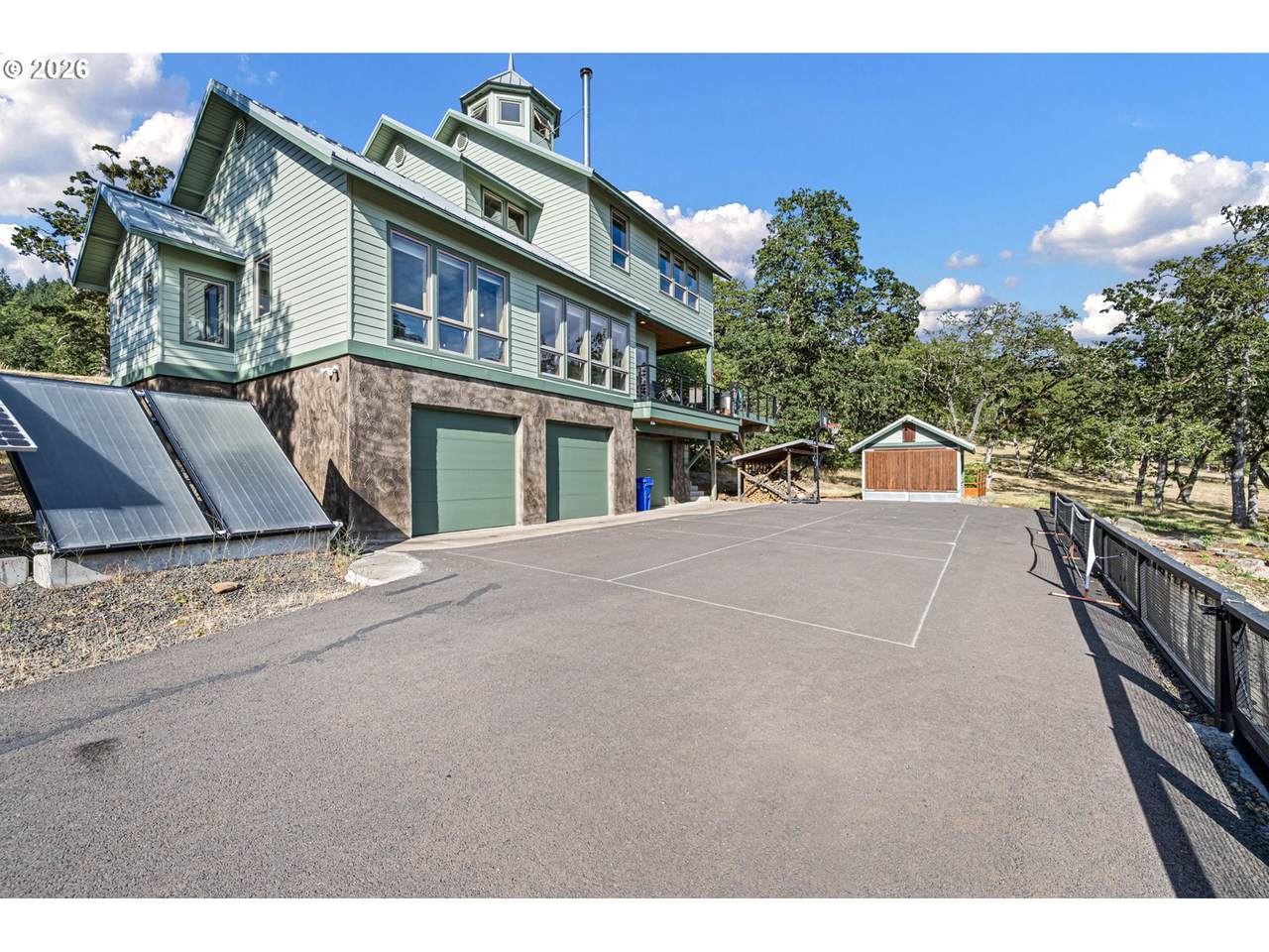 https://bt-photos.global.ssl.fastly.net/portland/1280_boomver_2_342229379-2.jpg