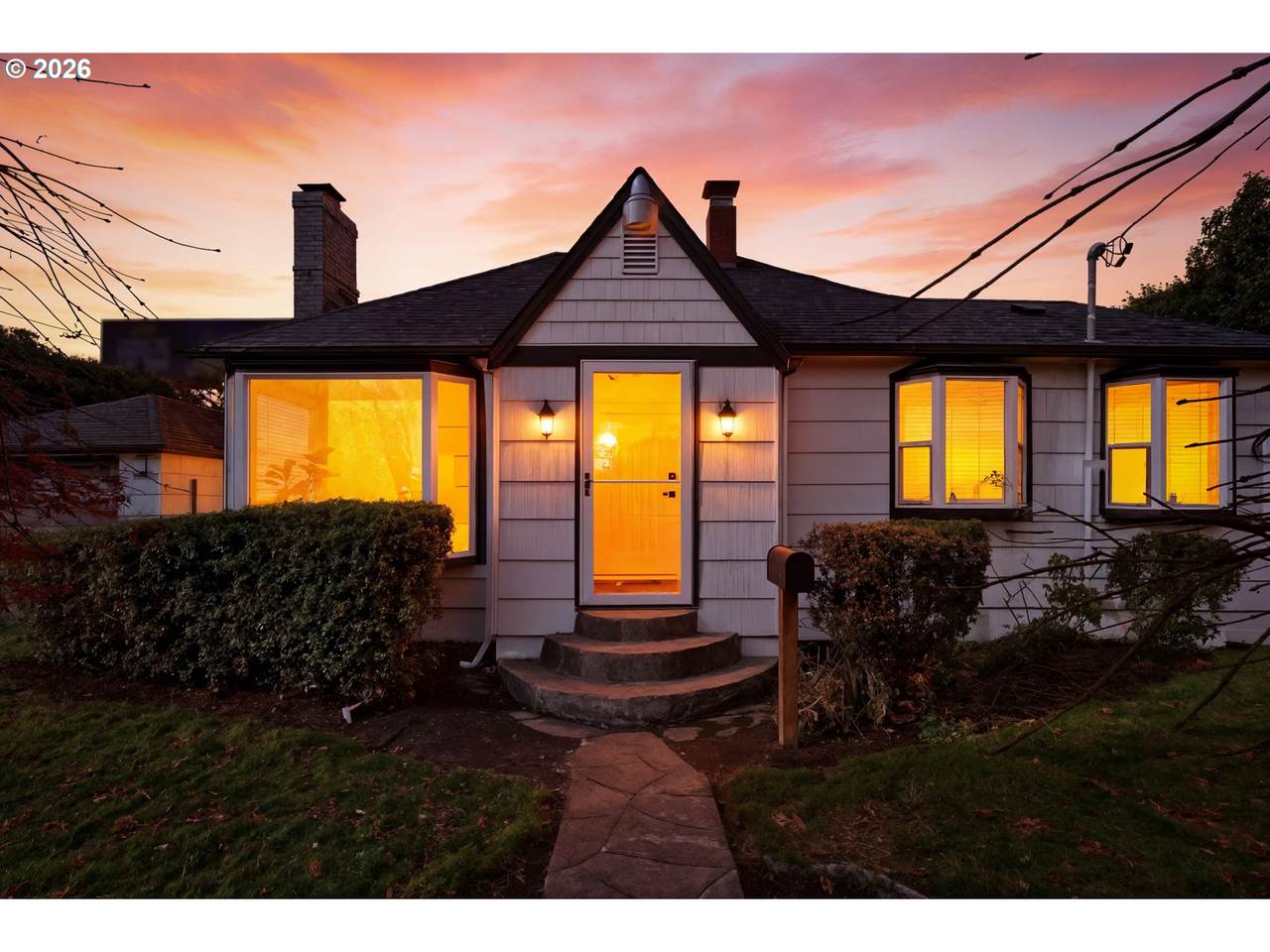 415 94TH Ave - Photo 1