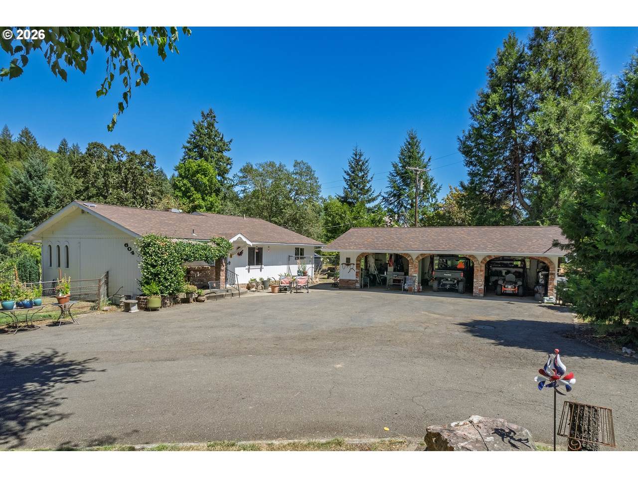 https://bt-photos.global.ssl.fastly.net/portland/1280_boomver_1_343811681-2.jpg