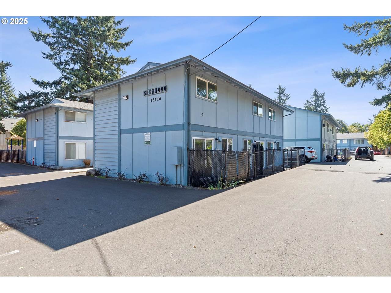 13116 Powell Blvd - Photo 1