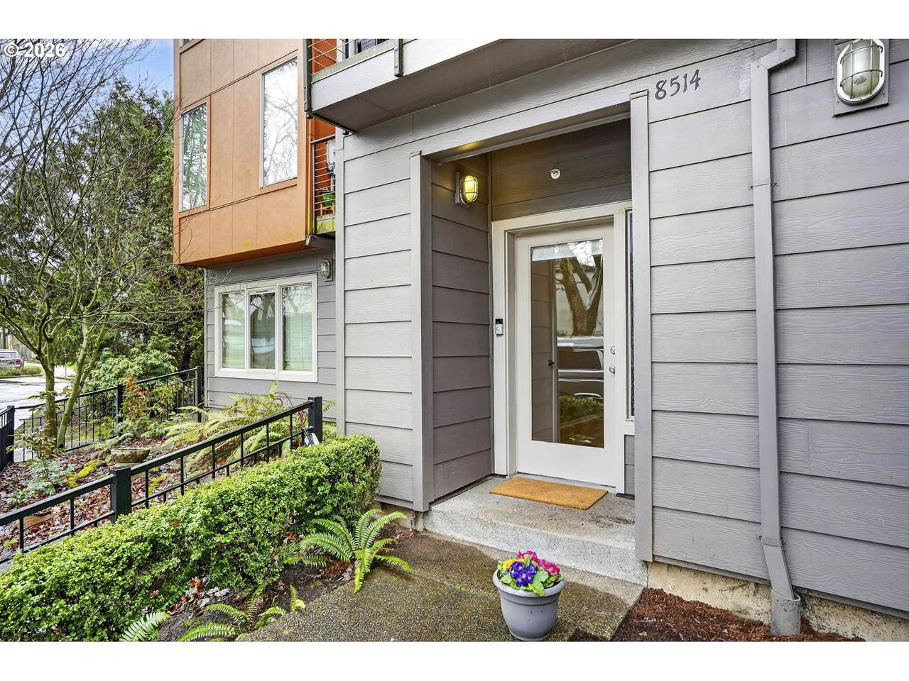 8514 Central St - Photo 1