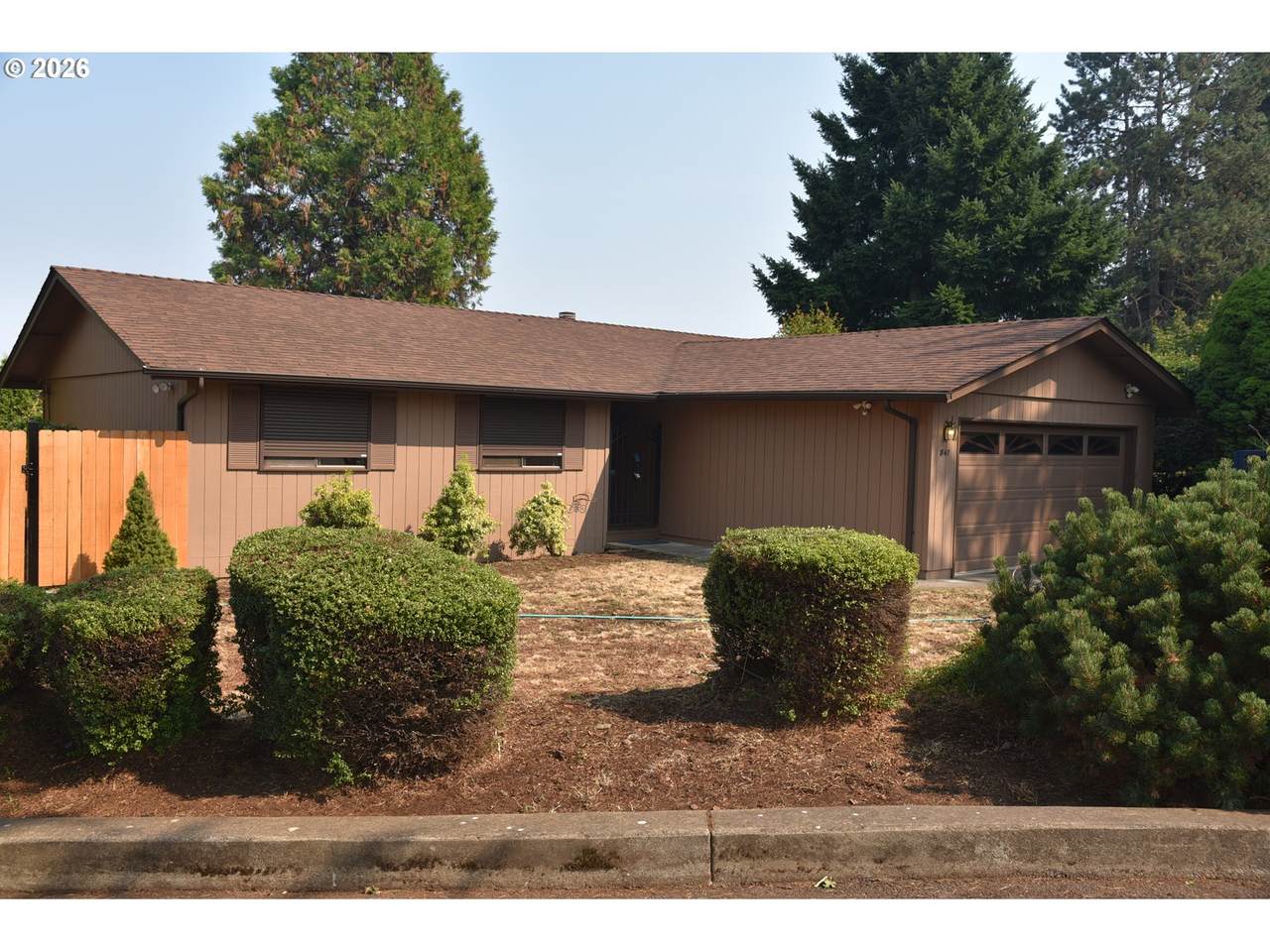 847 George St - Photo 1