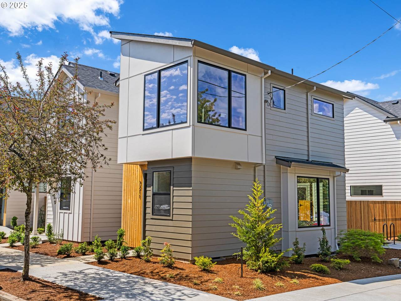 3211 28th Ave - Photo 1