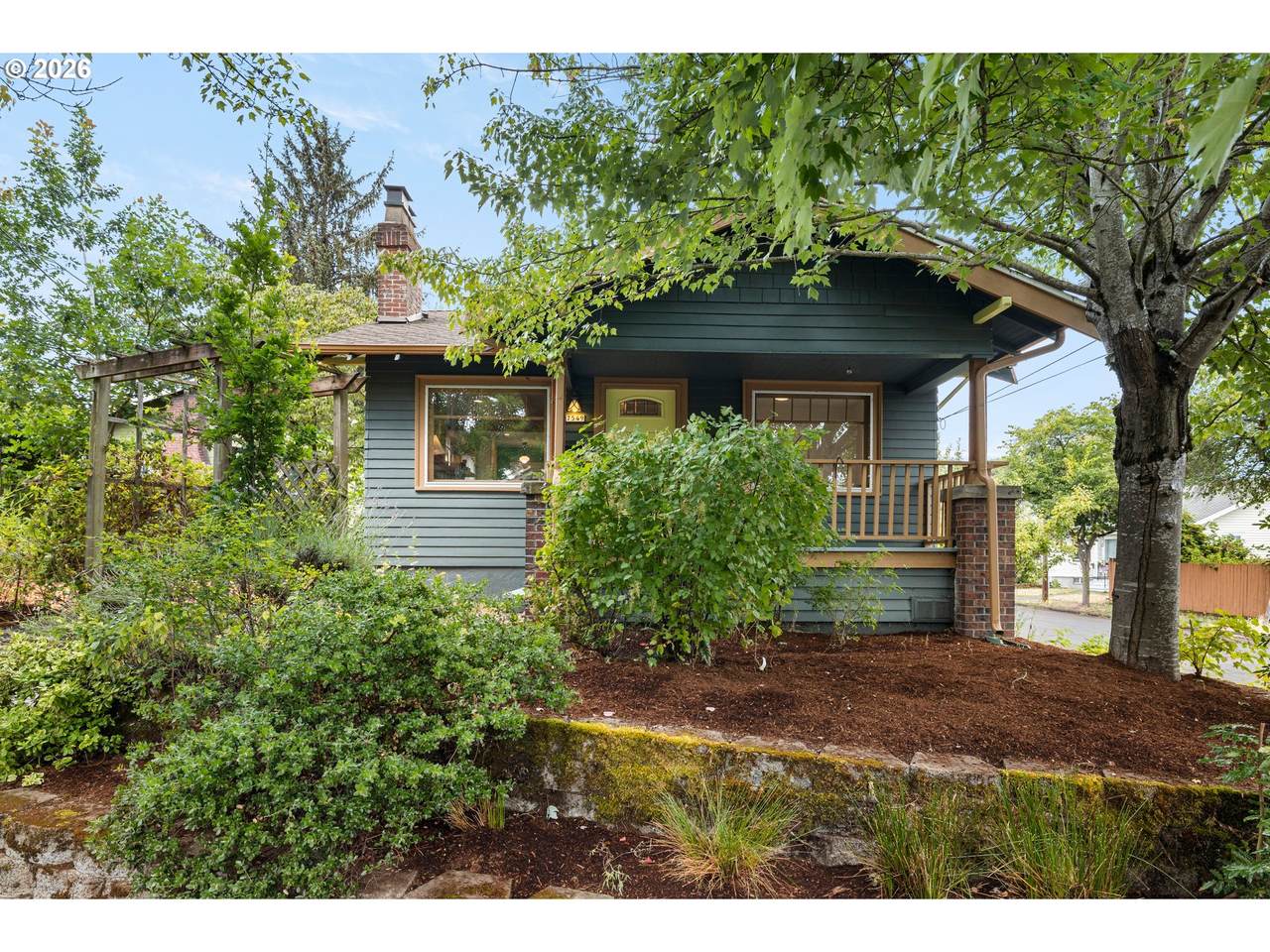 7549 Albina Ave - Photo 1