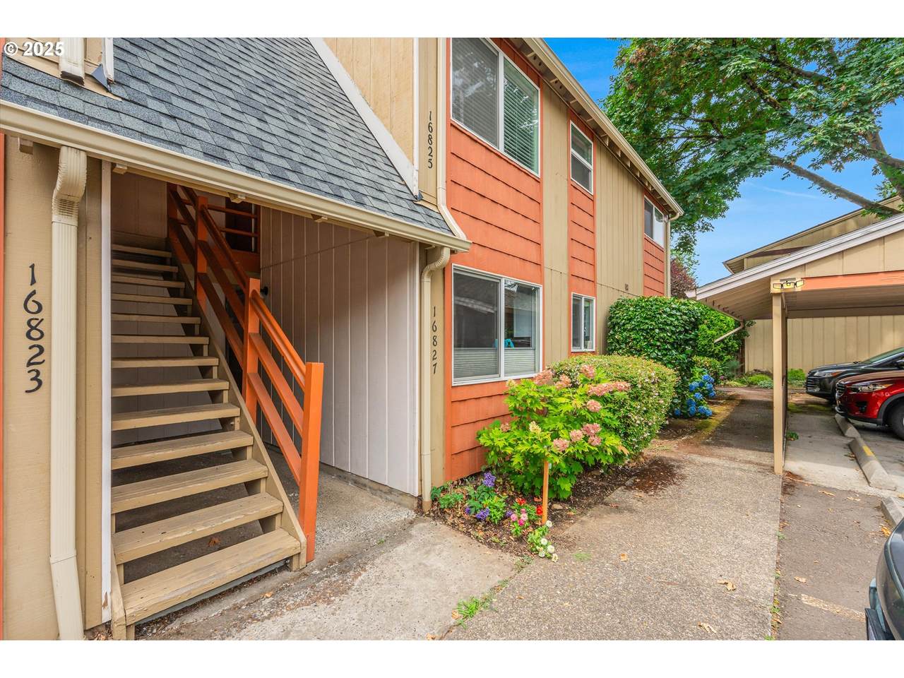 16825 Powell Blvd - Photo 1