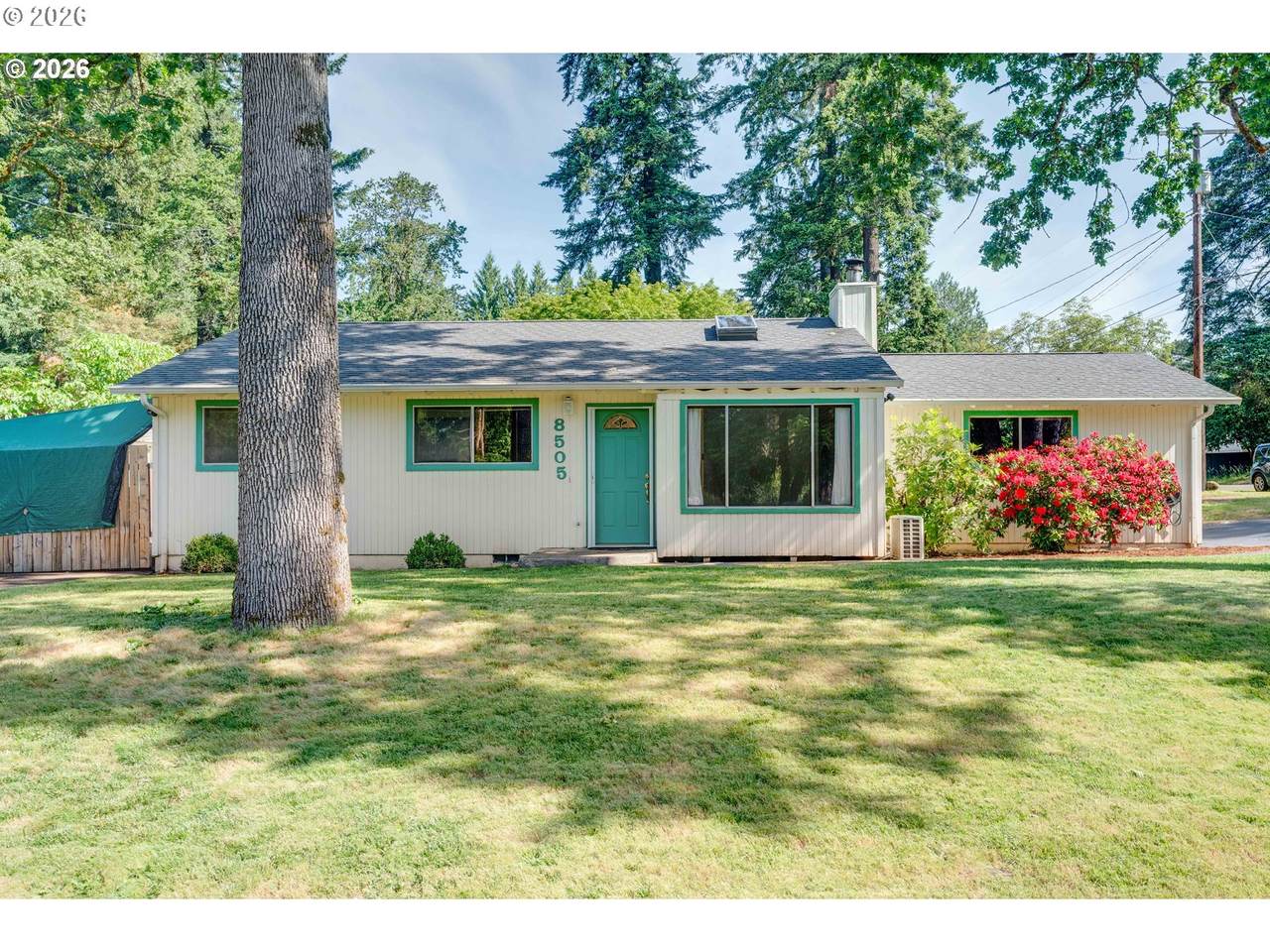 8505 Oak St - Photo 1