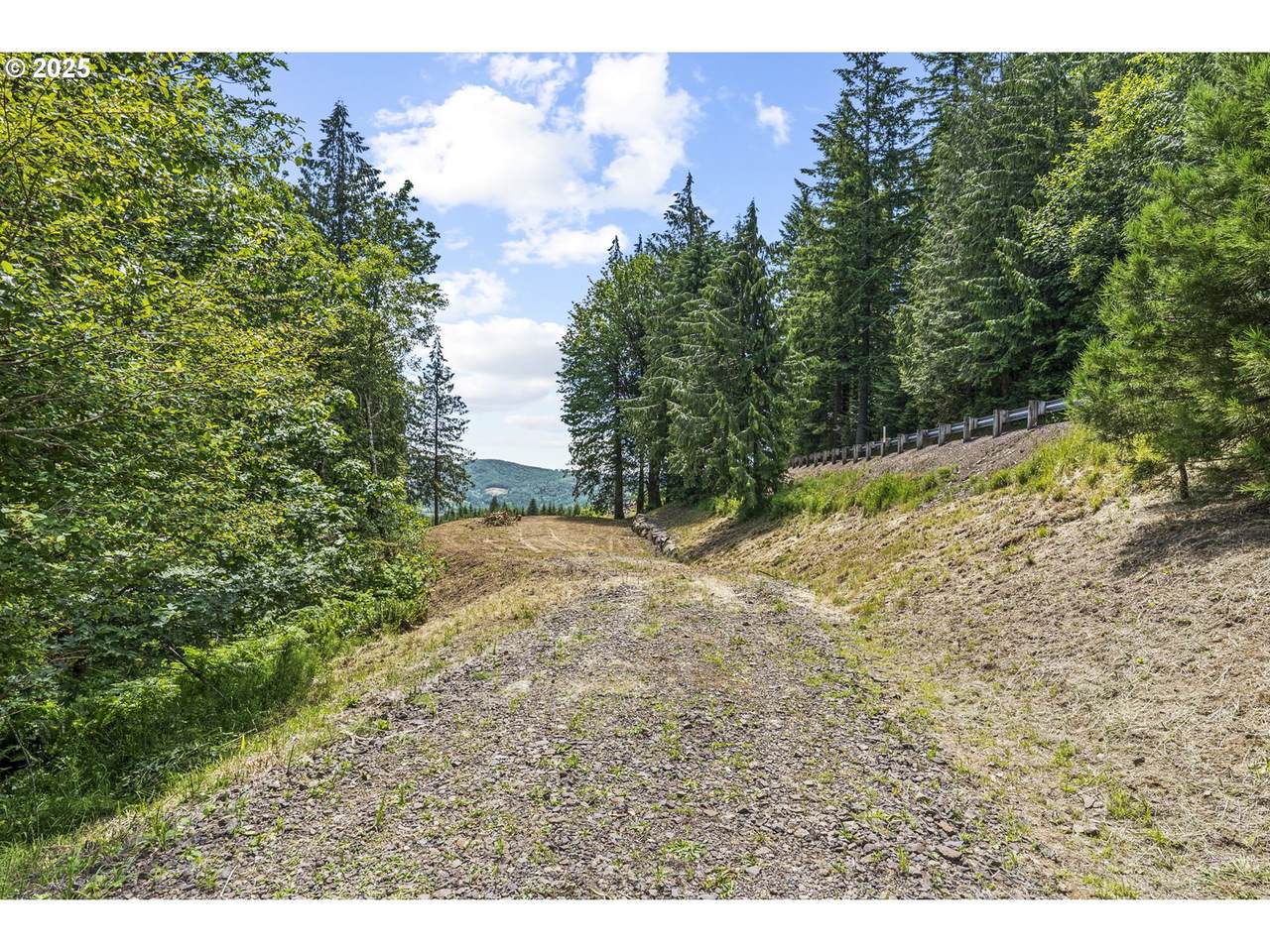 https://bt-photos.global.ssl.fastly.net/portland/1280_boomver_1_348449099-2.jpg