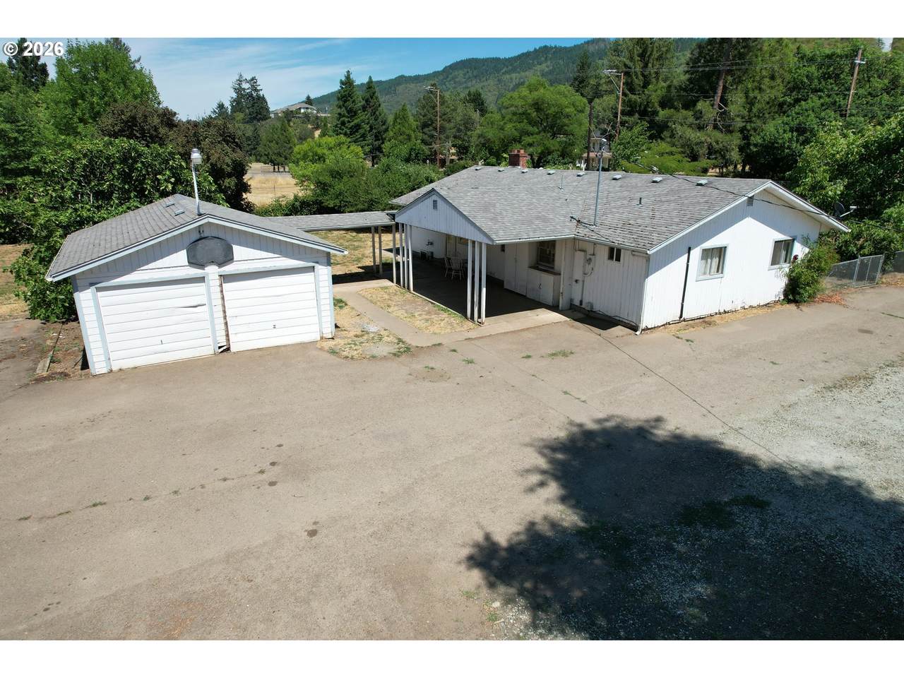 https://bt-photos.global.ssl.fastly.net/portland/1280_boomver_1_349602017-2.jpg