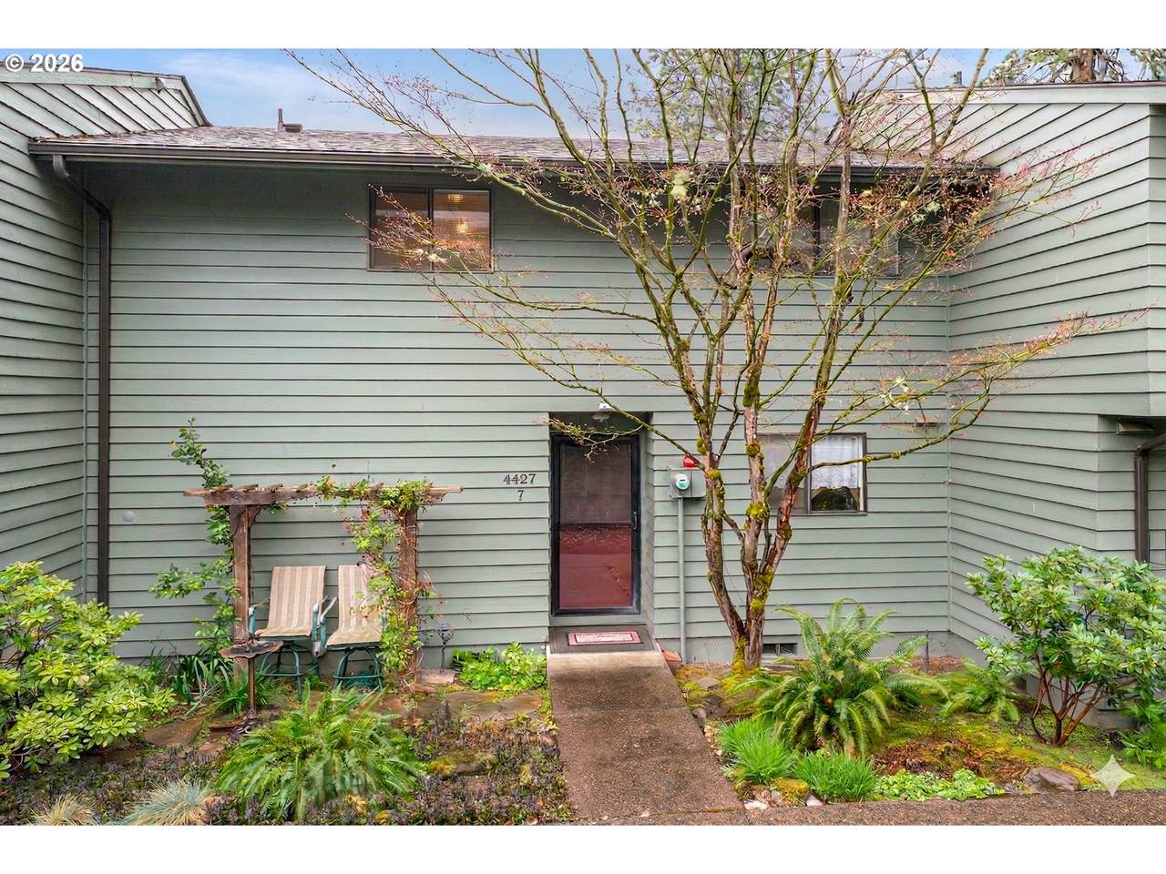 4427 Fox Hollow Rd - Photo 1