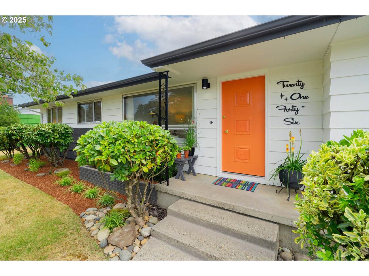 2146 185TH Ave - Photo 1
