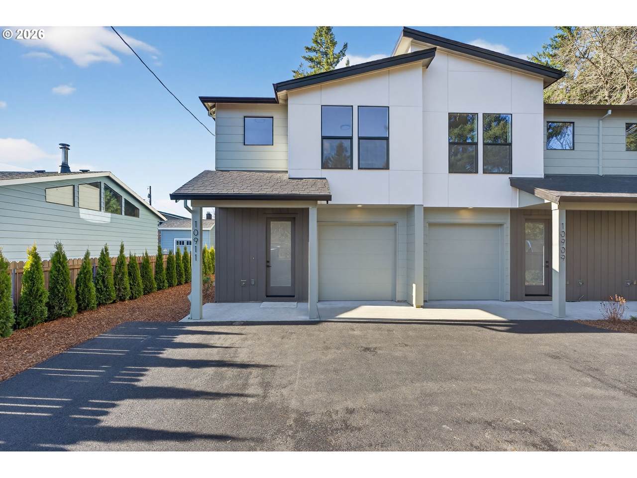 10911 Home Ave - Photo 1