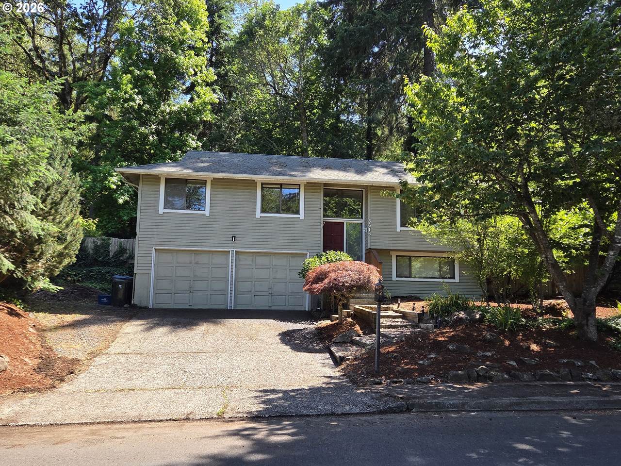 https://bt-photos.global.ssl.fastly.net/portland/1280_boomver_1_355073406-2.jpg