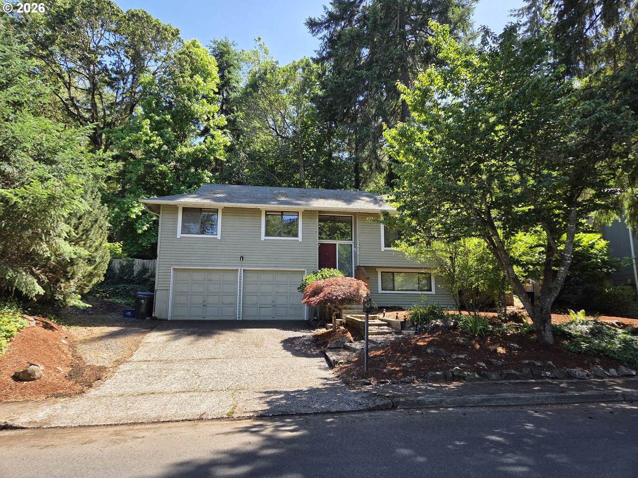 https://bt-photos.global.ssl.fastly.net/portland/1280_boomver_1_355073406-2.jpg