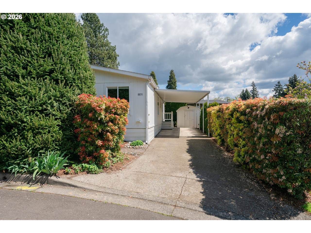 https://bt-photos.global.ssl.fastly.net/portland/1280_boomver_1_355208664-2.jpg