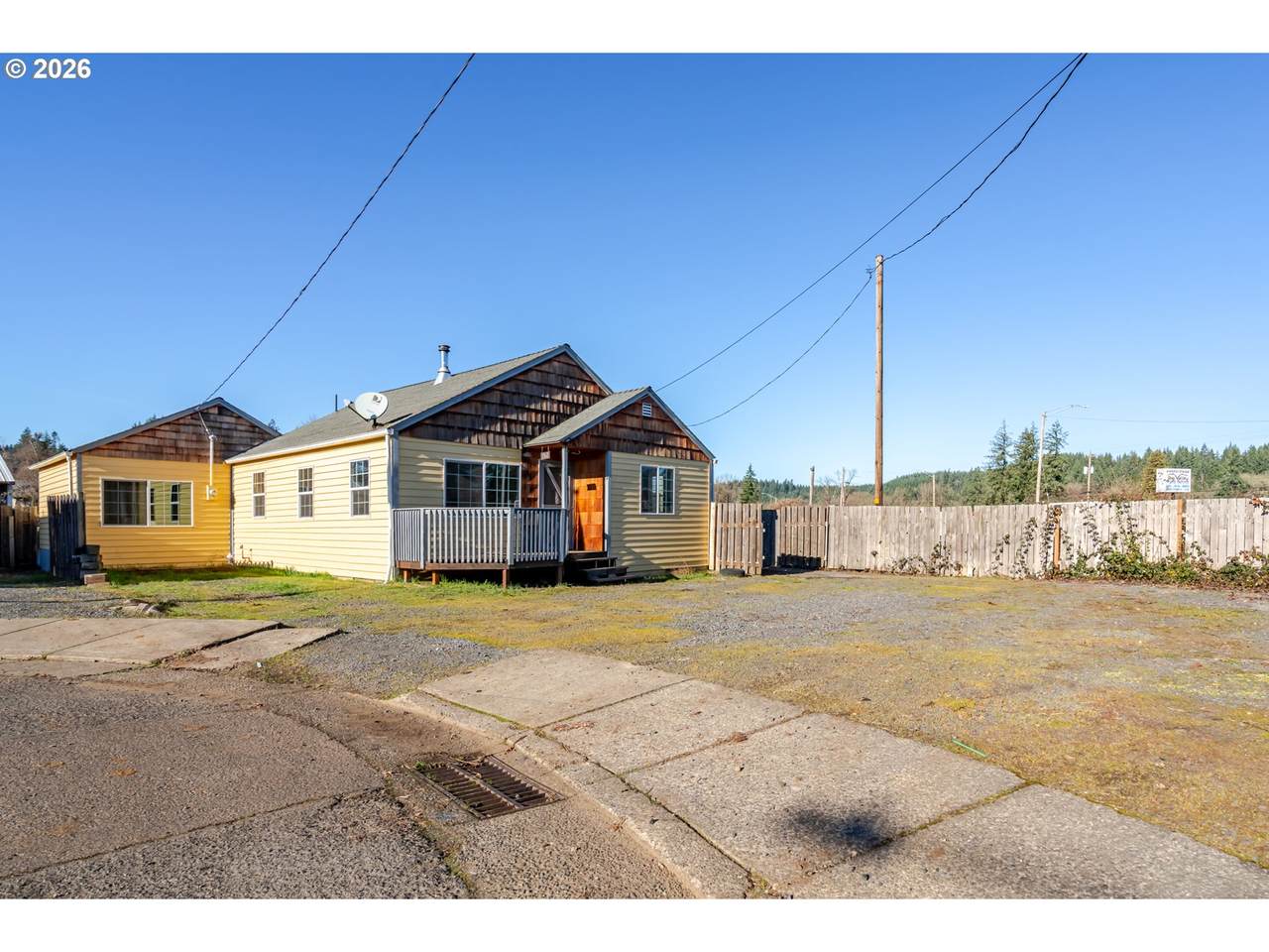 1360 2ND Ave - Photo 1