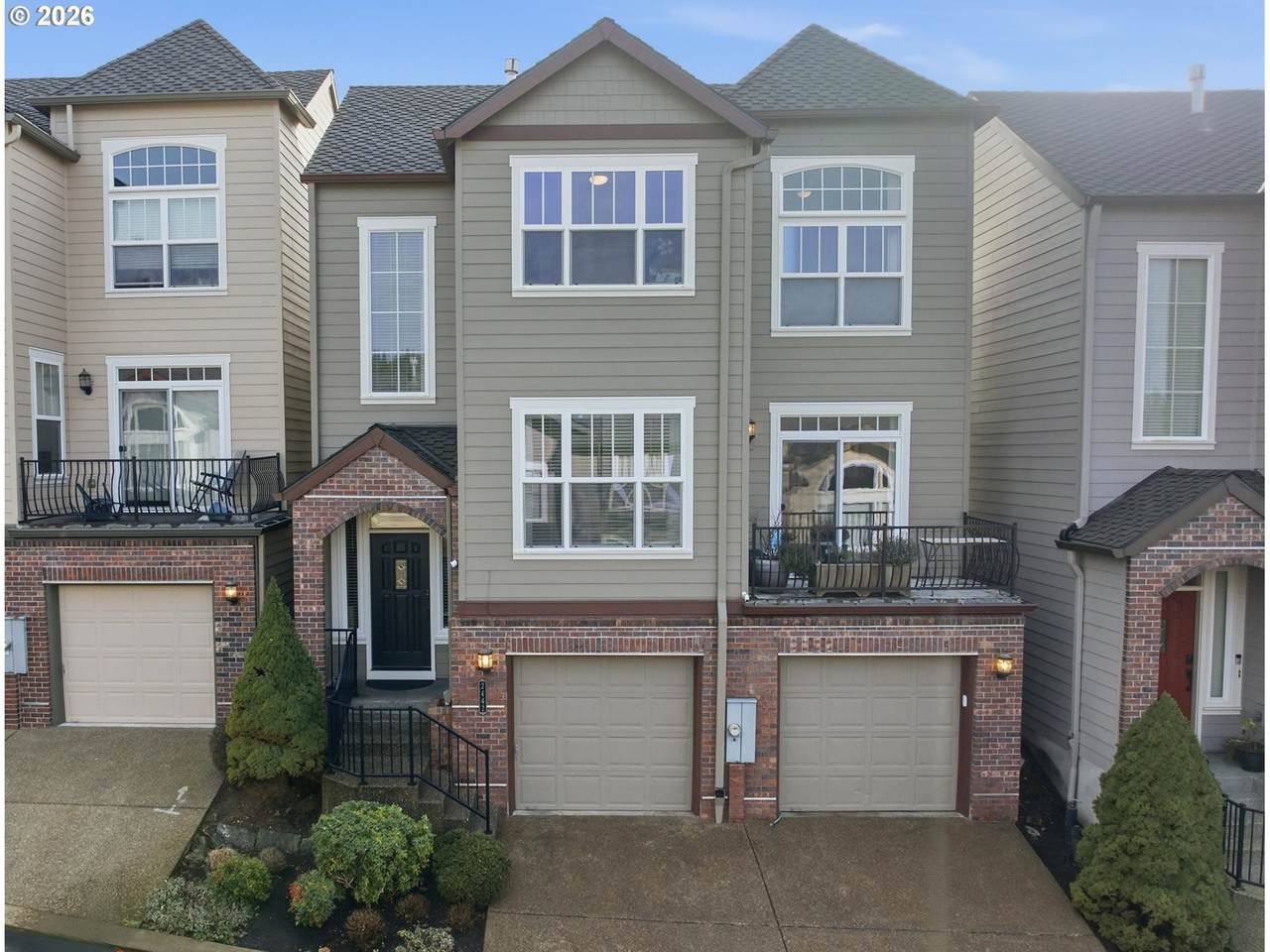 2442 Burnett St - Photo 1