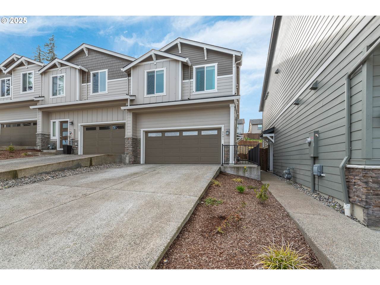 2401 Brookside Pl - Photo 1