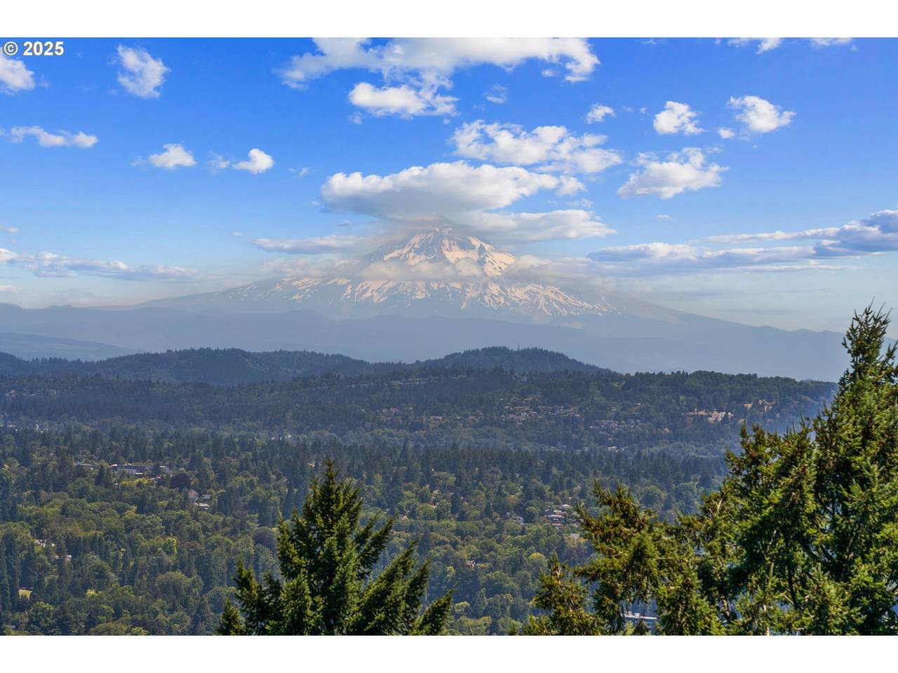 https://bt-photos.global.ssl.fastly.net/portland/1280_boomver_1_359742165-2.jpg