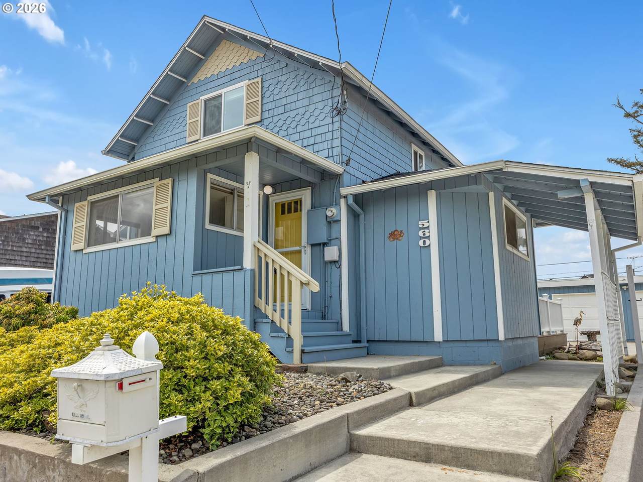 https://bt-photos.global.ssl.fastly.net/portland/1280_boomver_1_359836834-2.jpg
