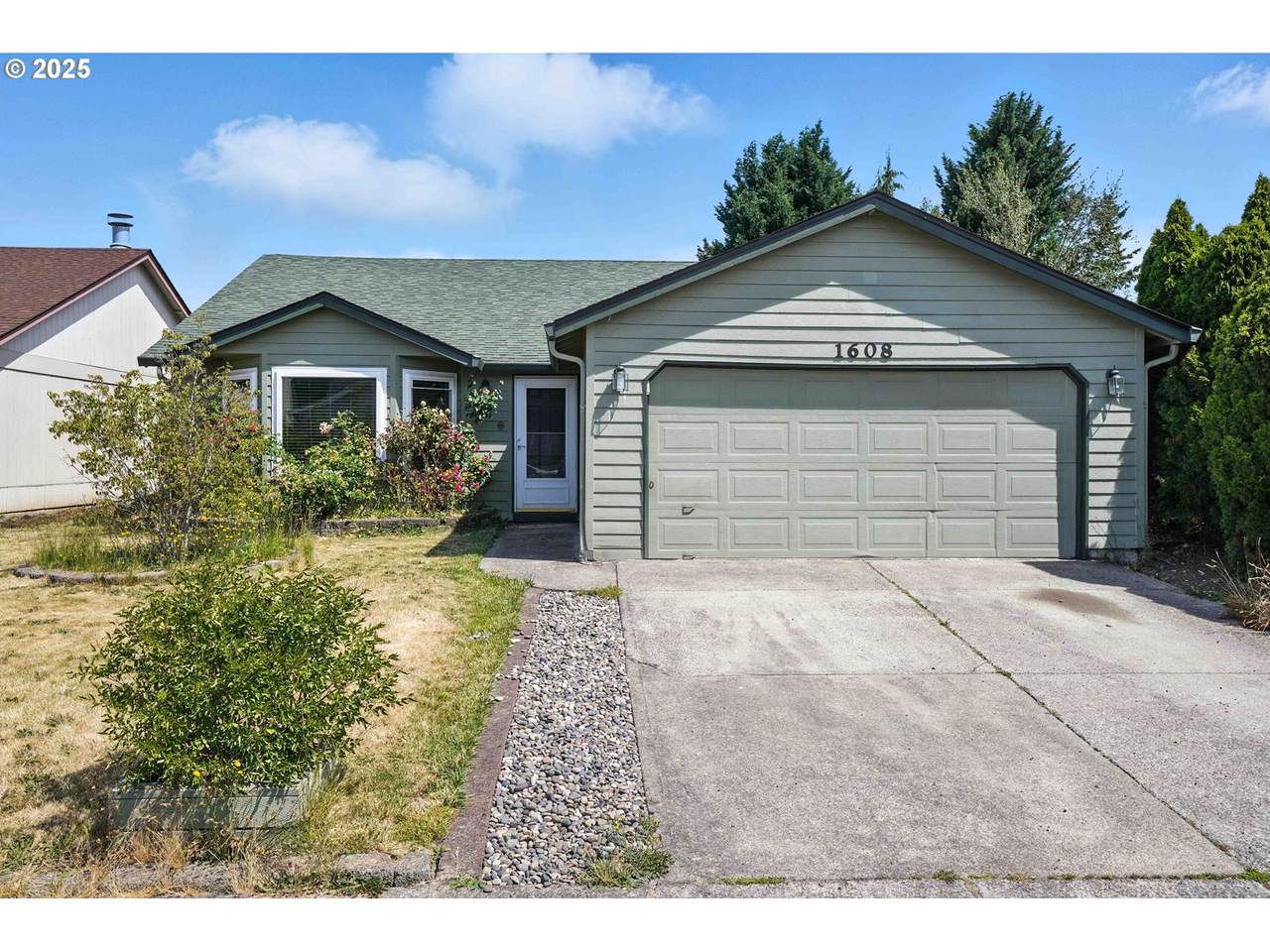 1608 3RD St - Photo 1