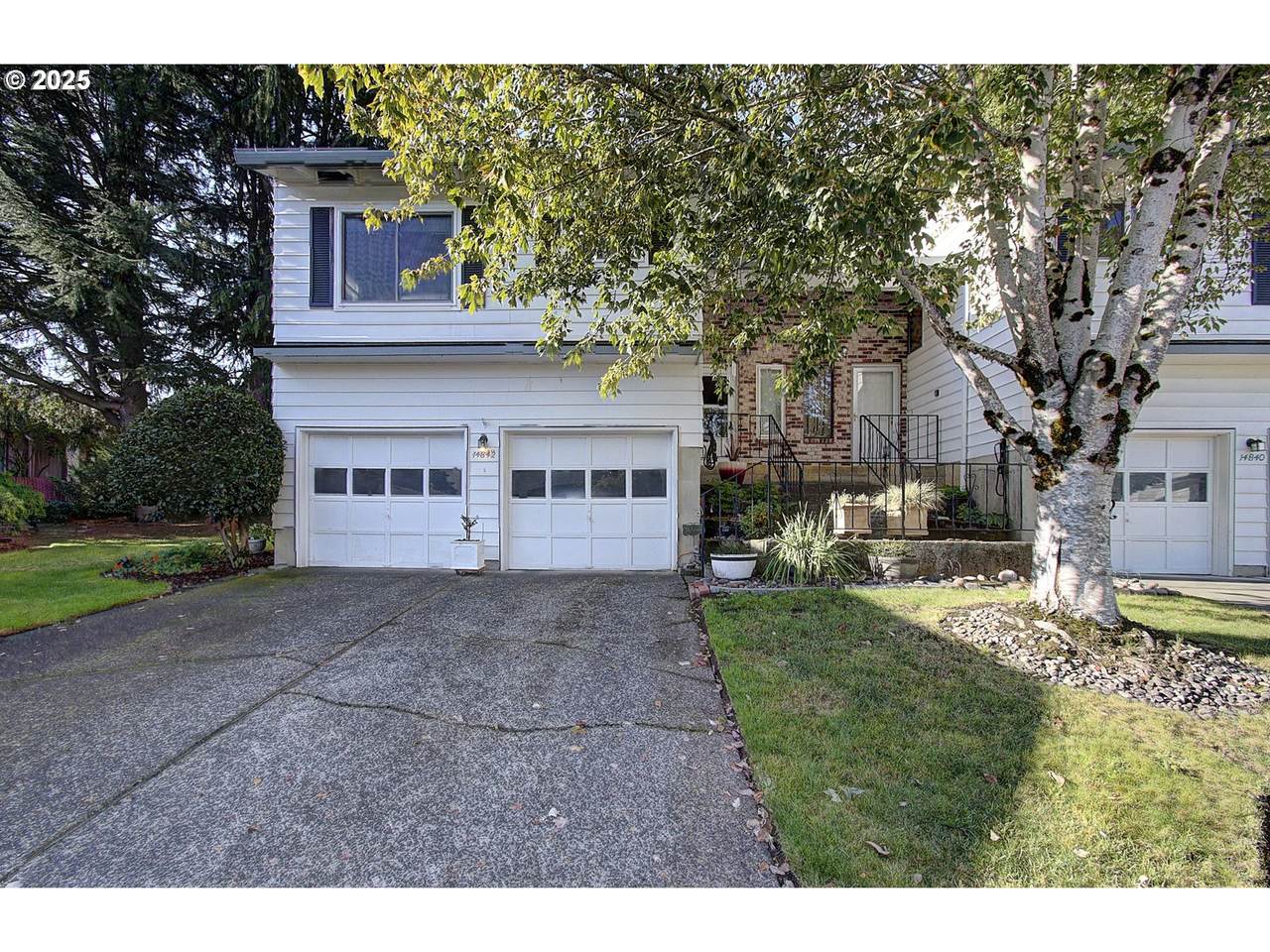 14842 Rose Pkwy - Photo 1