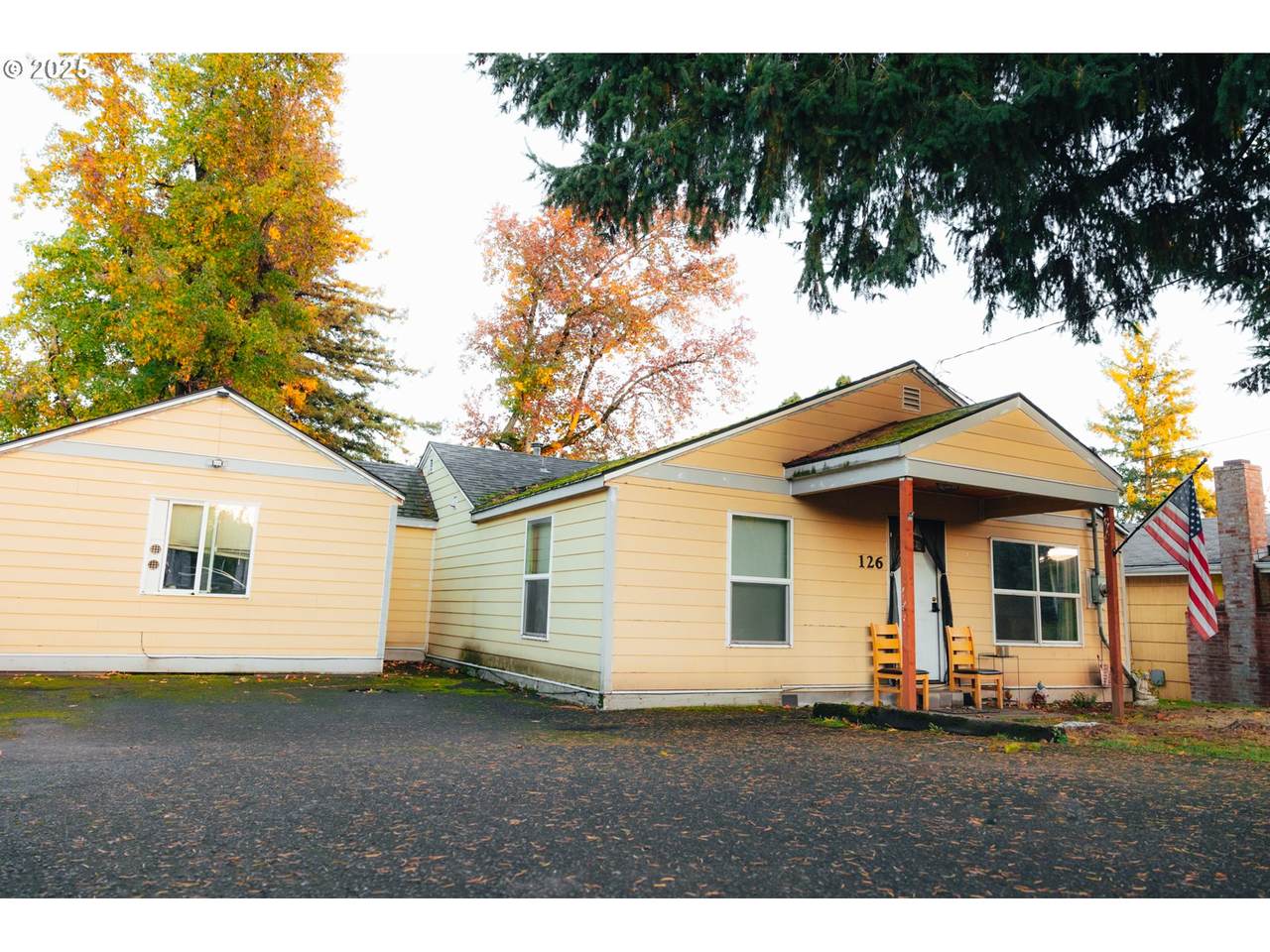 126 106TH Ave - Photo 1