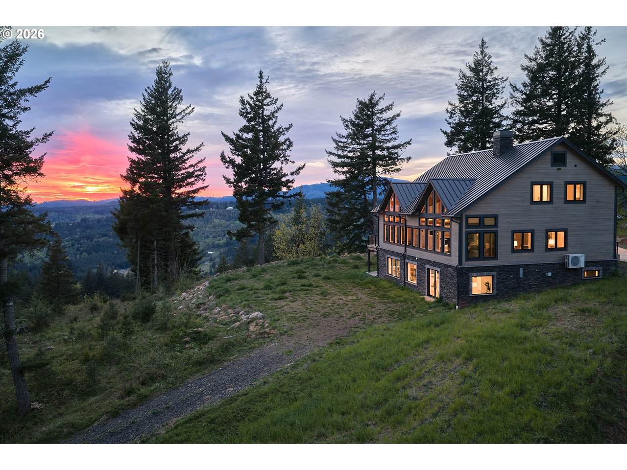 https://bt-photos.global.ssl.fastly.net/portland/1280_boomver_1_362775120-2.jpg