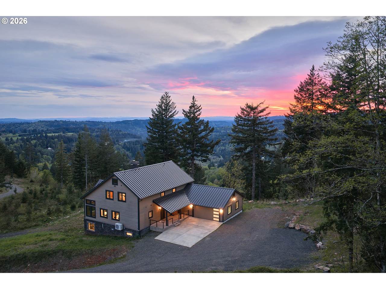 https://bt-photos.global.ssl.fastly.net/portland/1280_boomver_1_362775120-2.jpg